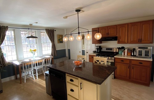 Sunderland House | Gorgeous 2-bedroom house next to famous Button Ball Tree in Sunderland