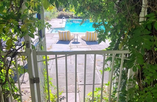 Chatham House | Gorgeous large renovated historic home on 10 acres with pool
