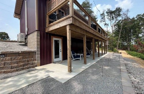 Cub Run Cabin | Gorgeous New Cabin with 70Acres!Trails, Waterfalls and Amazing Rock Formations!