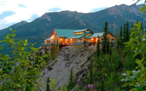 Denali National Park Cabin | Grande Denali Lodge by Aspen Hotels