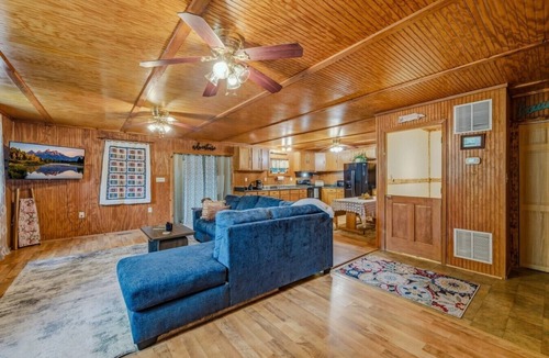 Great Cacapon Cabin | Granny Squirrel - Wifi | View | Game Room | Wood Stove | Gathering Area | View