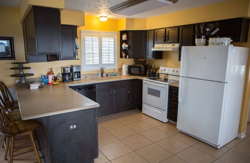 Crofton House | Great for Family Reunions, Hunting Lodge And Pet Friendly!