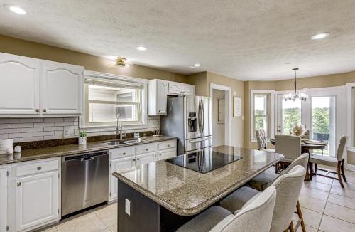 Corinth House | Great for Groups! Corinth Gem w/Game Room & Pool