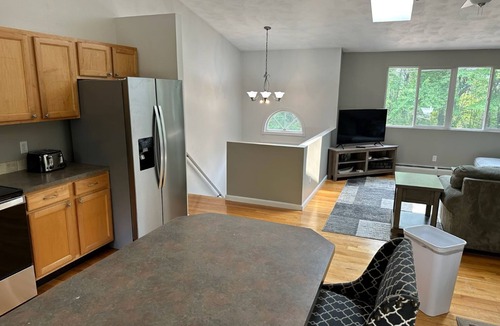 West Kingston House | Great Home in South County, Close to Narraganstt and Newport &.08 miles from URI