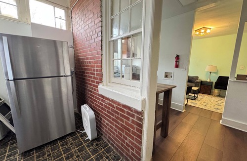 Anacostia Apartment | Great NICE 5-Beds easy parking near Transportation