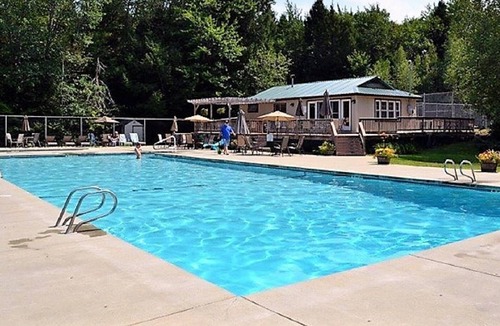 West Bridgton House | Great Vacation Home, Heart of Lakes/Ski Region in Bridgton Me