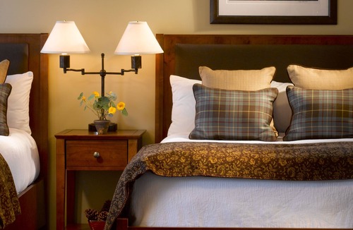 South Burlington Hotel | Green Mountain Suites Hotel