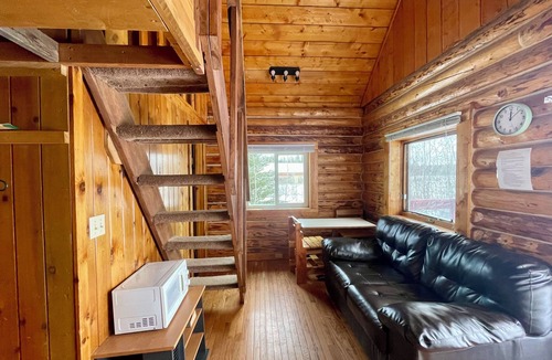 Deltana Cabin | Grizzly Grotto — Rustic Cabin with Sauna