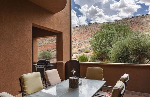St. George House | Ground Floor Poolside Oasis, Across From Pools, Hot Tubs, and Sports Court B5
