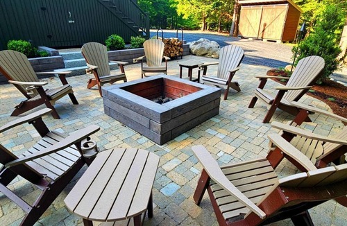 Beaver Cove Cabin | Group Cabin with Pool Table, Spa and Many More Amenities in Maine
