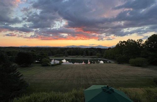 Red Hook Cottage | Guesthouse with Catskill views, private pool, hot tub, and lake