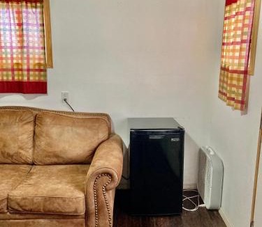 Cooper Landing Cabin | Gwin's Lodge & Roadhouse
