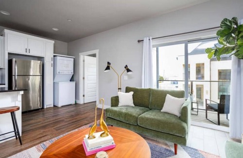 Central Oklahoma City Condo | H1-H6 Spacious & Urban Modern Condo - 52 guests!
