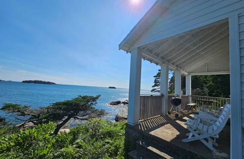 Stonington House | Half House - Rustic, Cape, Oceanfront w/Sunsets
