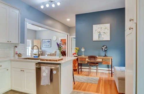 Hallowell Condo | Hallowell Gem: Steps From Granite City Park & Dtwn