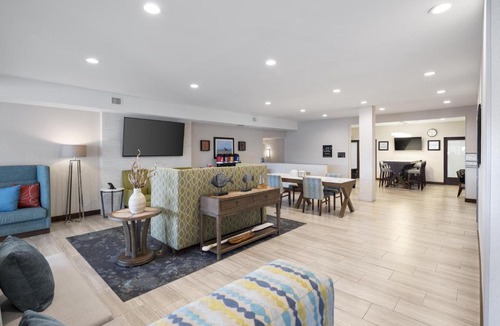 Cardiff-by-the-Sea Hotel | Hampton by Hilton Encinitas-Cardiff Encinitas, CA near Del Mar