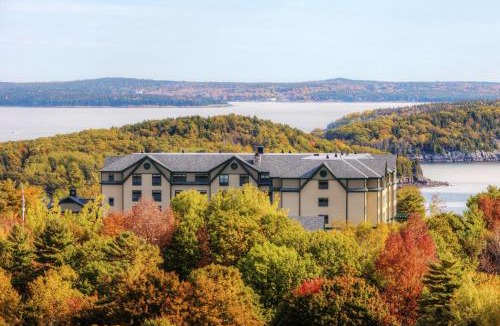 Bar Harbor Hotel | Hampton Inn Bar Harbor