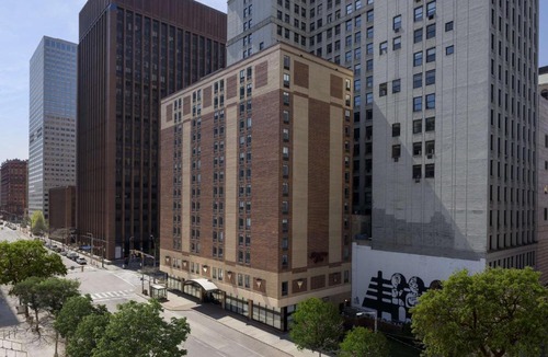 Gateway District Hotel | Hampton Inn Cleveland-Downtown