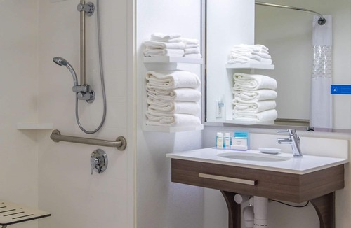 Freeport Hotel | Hampton Inn Freeport/Brunswick