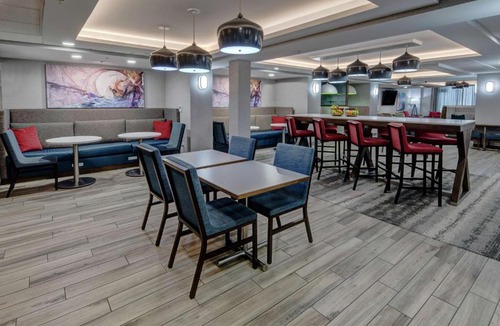 New Albany Hotel | Hampton Inn New Albany Louisville West