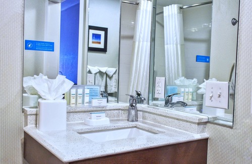 Edmond Hotel | Hampton Inn Oklahoma City/Edmond