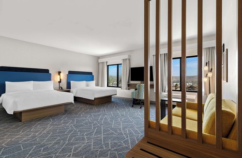Corona Hotel | Hampton Inn & Suites Corona, Ca