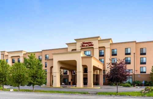 Fairbanks Hotel | Hampton Inn & Suites Fairbanks