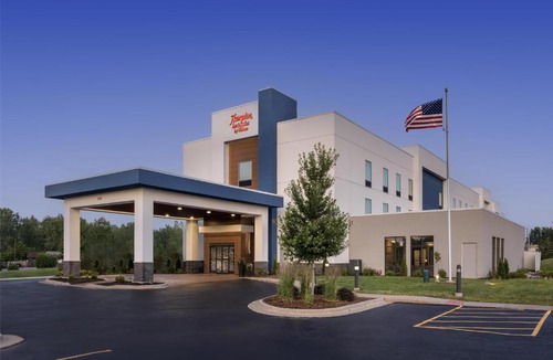Moline Hotel | Hampton Inn & Suites Moline-Quad City Int'l Aprt