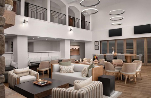 Paso Robles Hotel | Hampton Inn & Suites Paso Robles