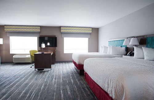 Barton Hotel | Hampton Inn & Suites St. Clairsville