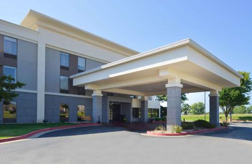 Tulsa Hotel | Hampton Inn Tulsa Sand Springs