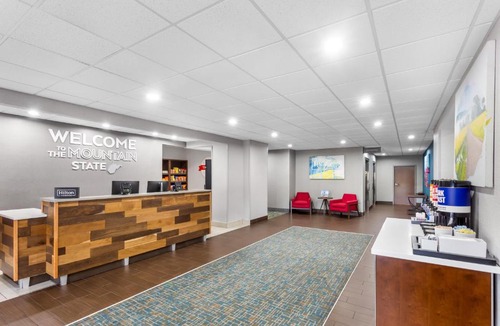 Huntington Hotel | Hampton Inn University Area, Huntington, Wv