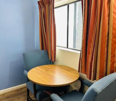 Hampton Hotel | Hampton Motor Inn