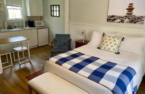 Bar Harbor Hotel | Hanscom's Motel & Cottages