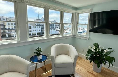 Yachting Village Hotel | Harborside Inn