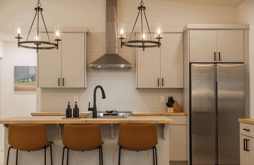 Prairie Creek House | Haven House Summary: