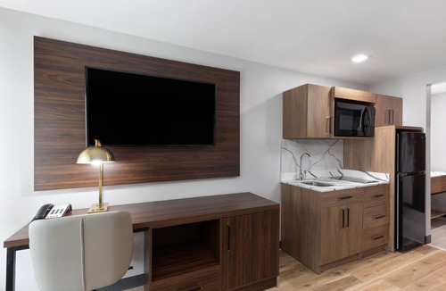 Bentonville - Fayetteville Hotel | Hawthorn Extended Stay By Wyndham Springdale