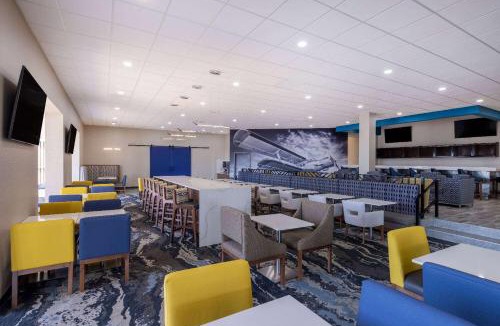 Wichita Hotel | Hawthorn Extended Stay by Wyndham Wichita Airport