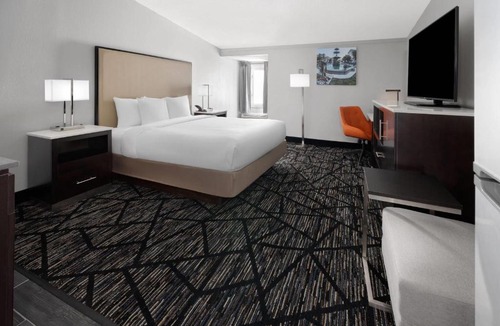 Chambersburg Hotel | Hawthorn Extended Stay by Wyndham Chambersburg