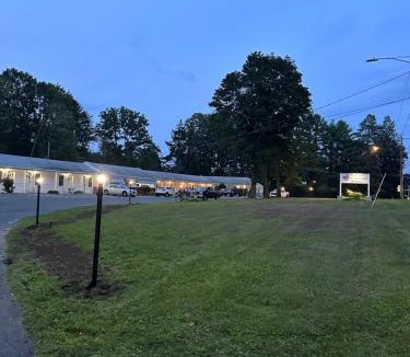 Pittsfield Hotel | Heart of the Berkshires Motel