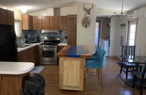 Mid America House | Hideaway by Lake Ouachita in the Buckville Area close to 3 boat ramps.
