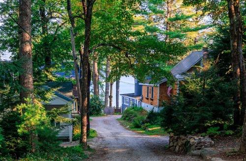 Newbury Cabin | Hideaway By The Bay - 20ft boat slip and 4 minutes to Mount Sunapee