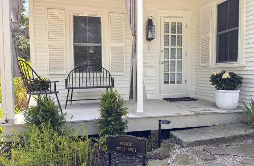 Camden Hotel | Hideaway Inn Maine