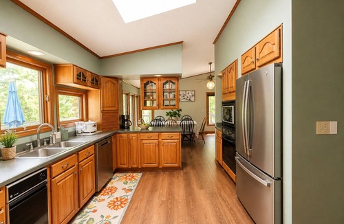 Falls of Rough House | Hideaway on the lake; large mid-century stone ranch in a park-like setting