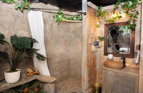 American Fork Bed & Breakfast | Hideaway Suites On 5th (formerly 5th East Hall B&B)