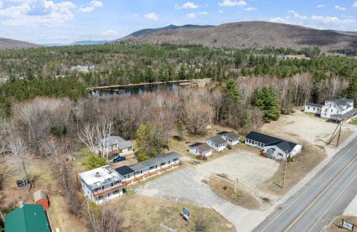 Twin Mountain Hotel | Highland House and Cottages