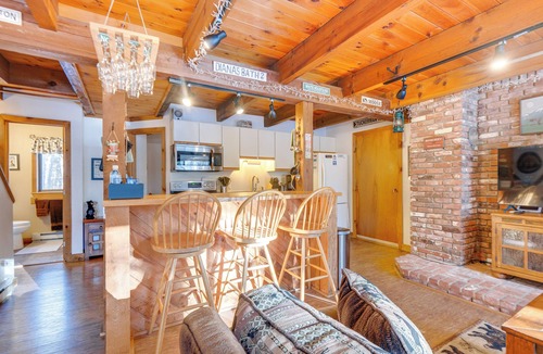 North Conway House | Hike, Ski & Relax: Gem w/Foosball in North Conway