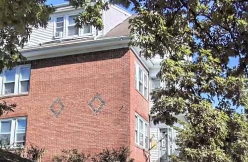Wellington Hill Apartment | Hilltop Three Bedroom Sanctuary! Family Sized Condo -Inquire for Discounts