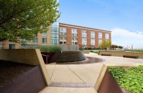 Harbor East Hotel | Hilton Garden Inn Baltimore Inner Harbor
