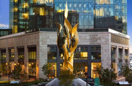 Harbor East Hotel | Hilton Garden Inn Baltimore Inner Harbor